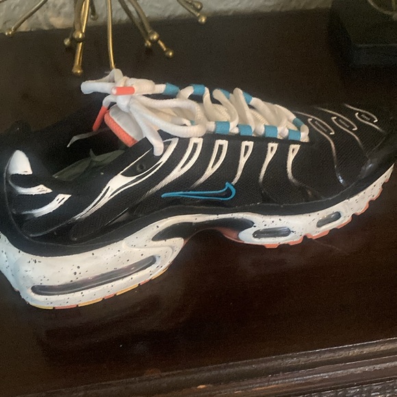 Nike Air Max Plus sneakers 7Y Excellent Condition look at pictures - Picture 5 of 10
